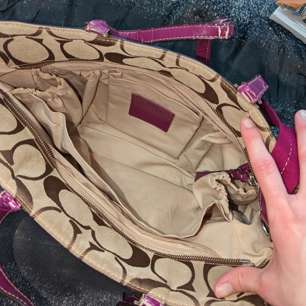 Coach Tote - Picture 2 of 5